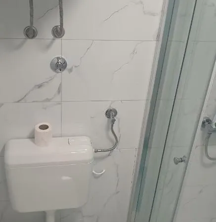 Modern Best Location 마카르스카